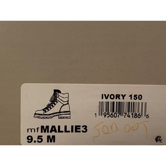 Marc Fisher Women’s Mallie 3 Faux Fur Ankle Boots Ivory Size 9.5 M NWD - Picture 8 of 8